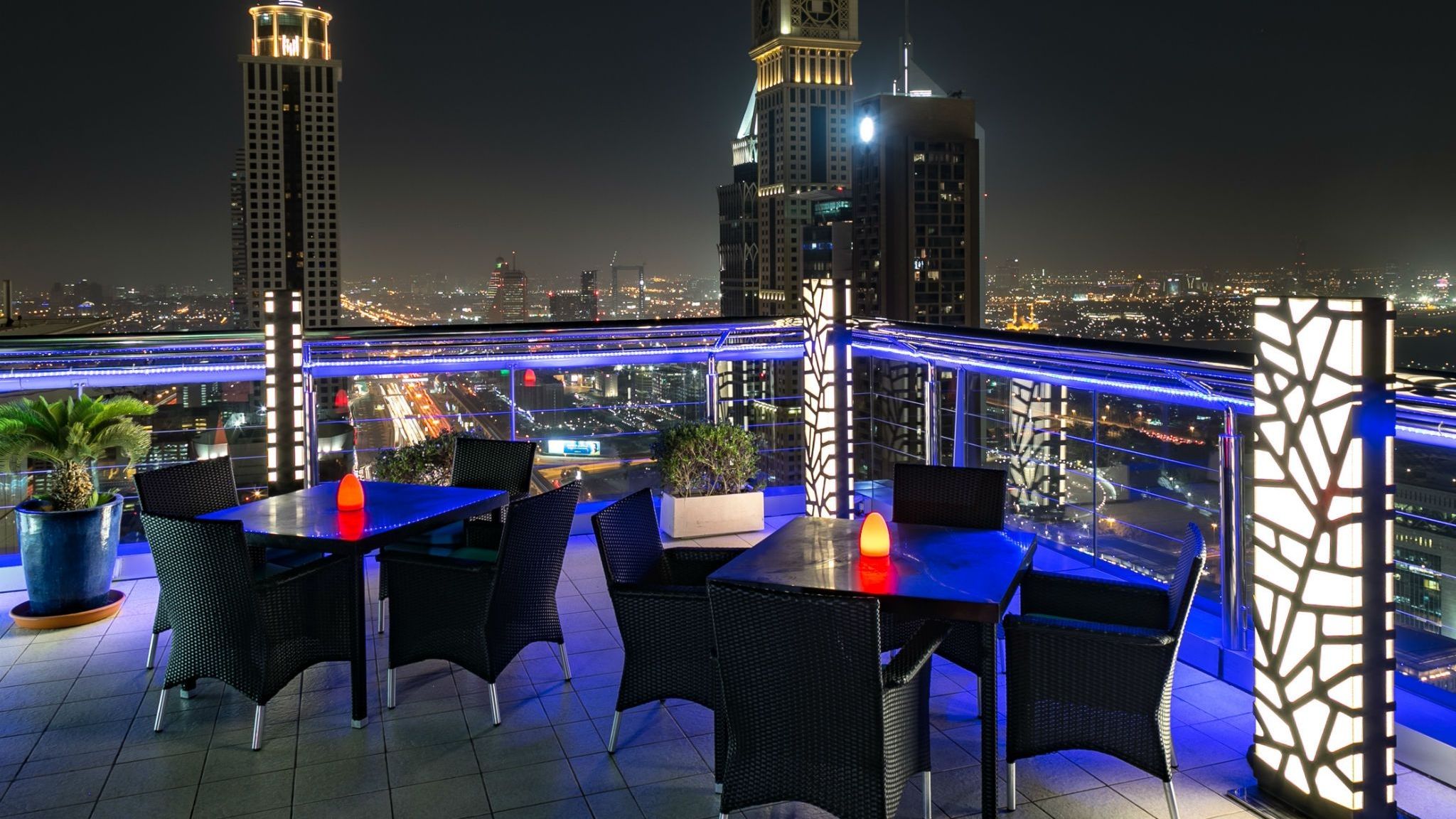 Rooftop Lounge and Bar in Dubai - Level 43 Sky Lounge